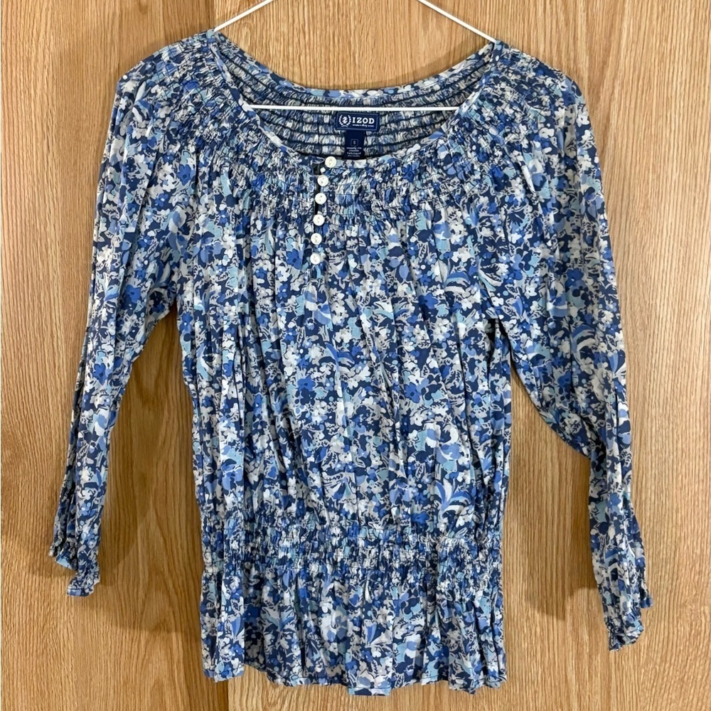 Izod Women's Blue and White Floral Smocked Pullover Blouse